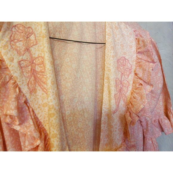 Vintage Country Cottage Pink White Ditsy Floral Ruffle Tie Robe READ - Picture 3 of 9